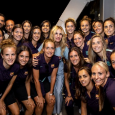 Julia gagne le maillot de la nouvelle saison de Barcelone